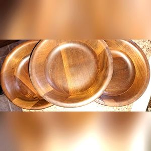 Goegeous Set Of 5 Ozark Solid Walnit Salad/Desert Bowls 7.5 Inches Across